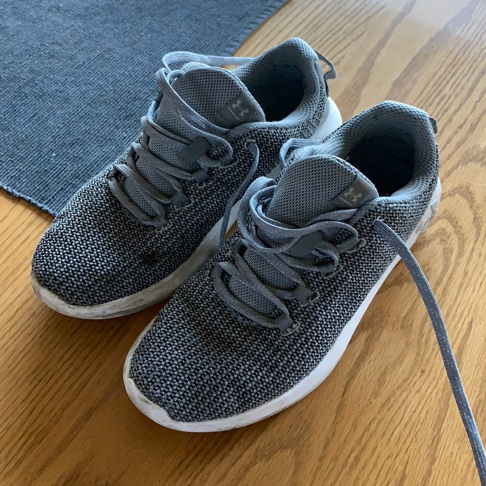 Under Armour Tennis Shoes